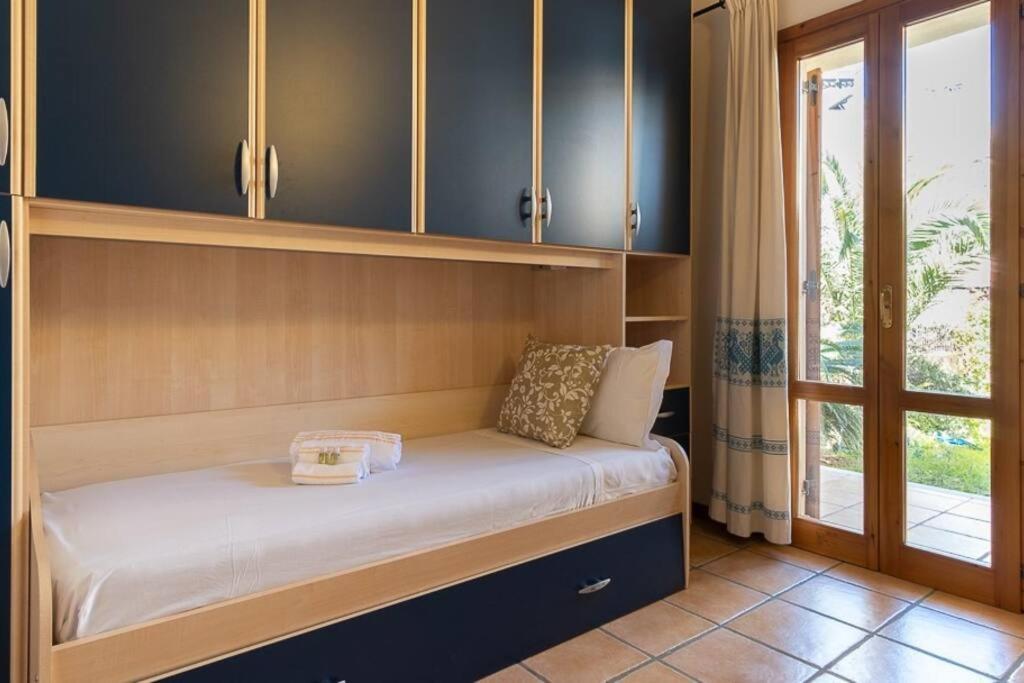 Ferienwohnung Luisa Sunny House Santa Maria Navarrese Exterior foto