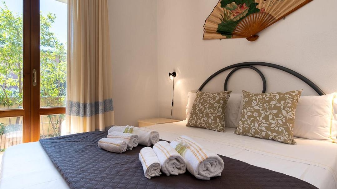 Ferienwohnung Luisa Sunny House Santa Maria Navarrese Exterior foto