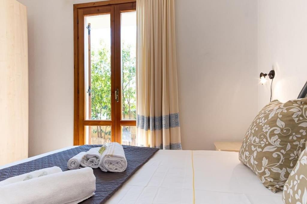 Ferienwohnung Luisa Sunny House Santa Maria Navarrese Exterior foto