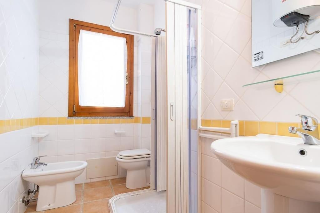 Ferienwohnung Luisa Sunny House Santa Maria Navarrese Exterior foto