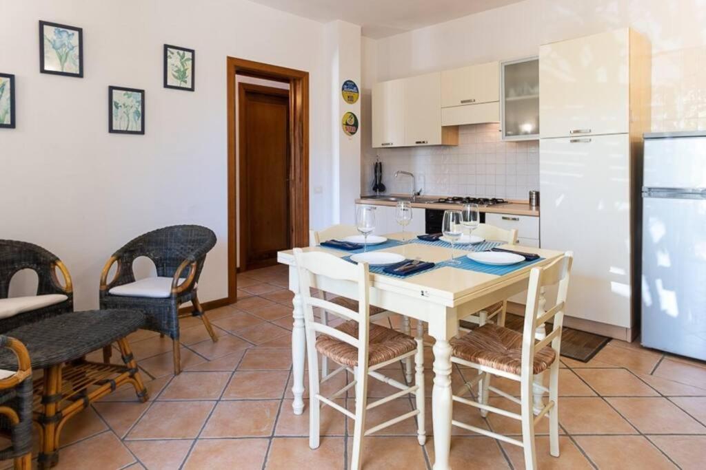 Ferienwohnung Luisa Sunny House Santa Maria Navarrese Exterior foto